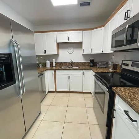 Villa Cozy And Super Location 2 Br